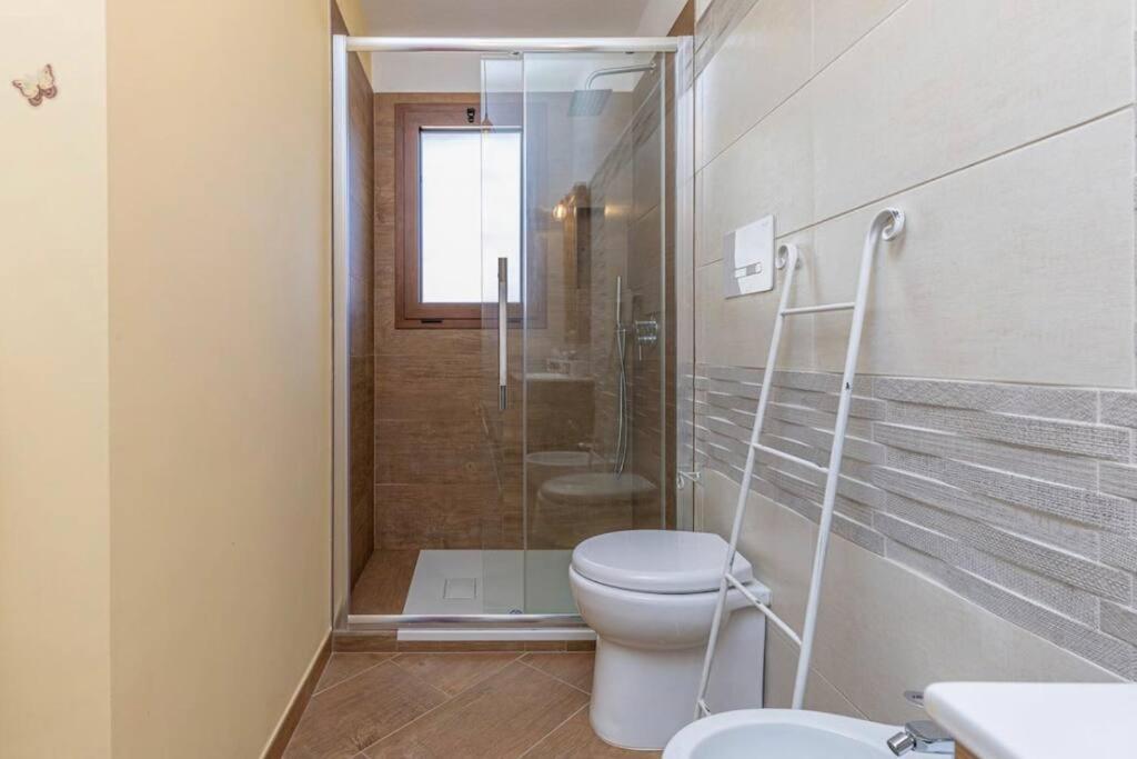 Casa Sharon Appartamento Vista Mare Ad Olbia Extérieur photo
